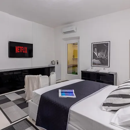 Centro Storico, Stanza Con Wi-fi E Aria Condizionata Homestay Alghero